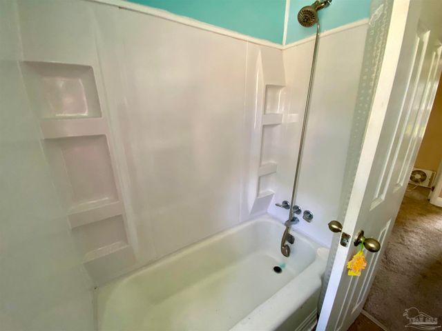7201 Sachem Rd, Pensacola, FL 32506