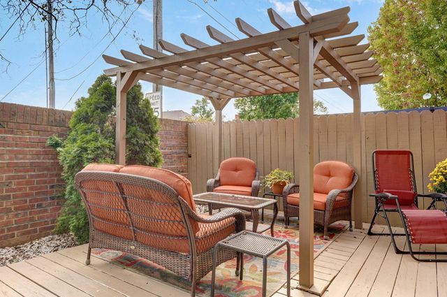 3141 E Raynell Street B, Springfield, MO 65804