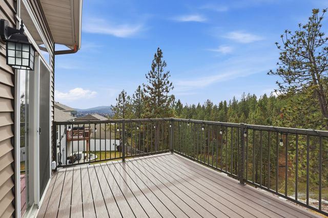 5021 N Emerald Ln, Spokane, WA 99212