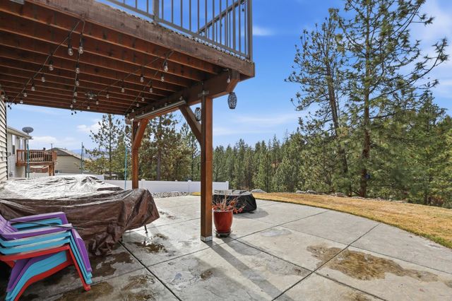 5021 N Emerald Ln, Spokane, WA 99212