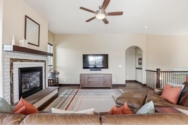 5021 N Emerald Ln, Spokane, WA 99212