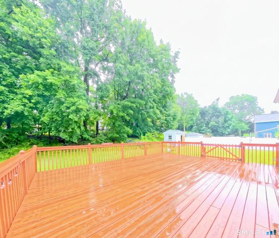 36 Derby Place, Stratford, CT 06614