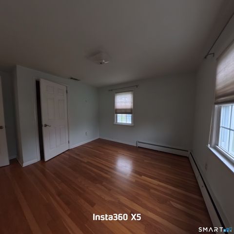 36 Derby Place, Stratford, CT 06614