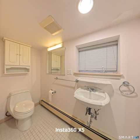 36 Derby Place, Stratford, CT 06614