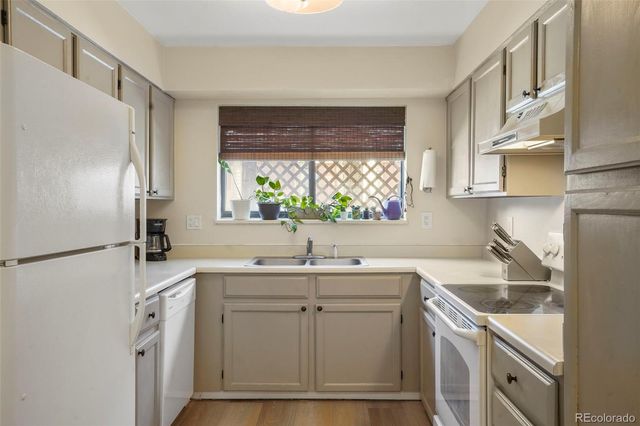 416 Wright Street 103, Lakewood, CO 80228