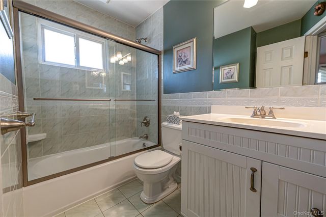 242 W 3rd Street, Deer Park, NY 11729