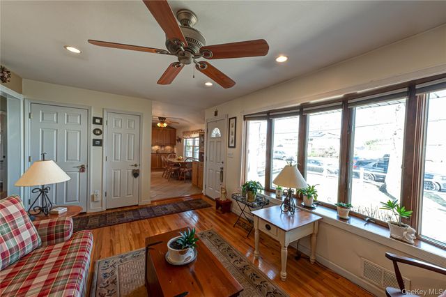 242 W 3rd Street, Deer Park, NY 11729