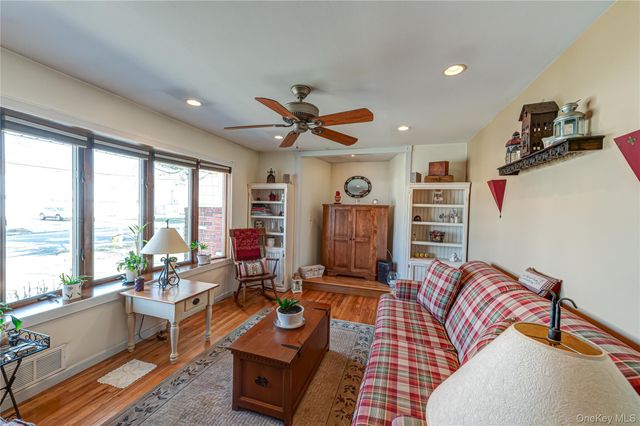 242 W 3rd Street, Deer Park, NY 11729