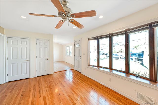 242 W 3rd Street, Deer Park, NY 11729