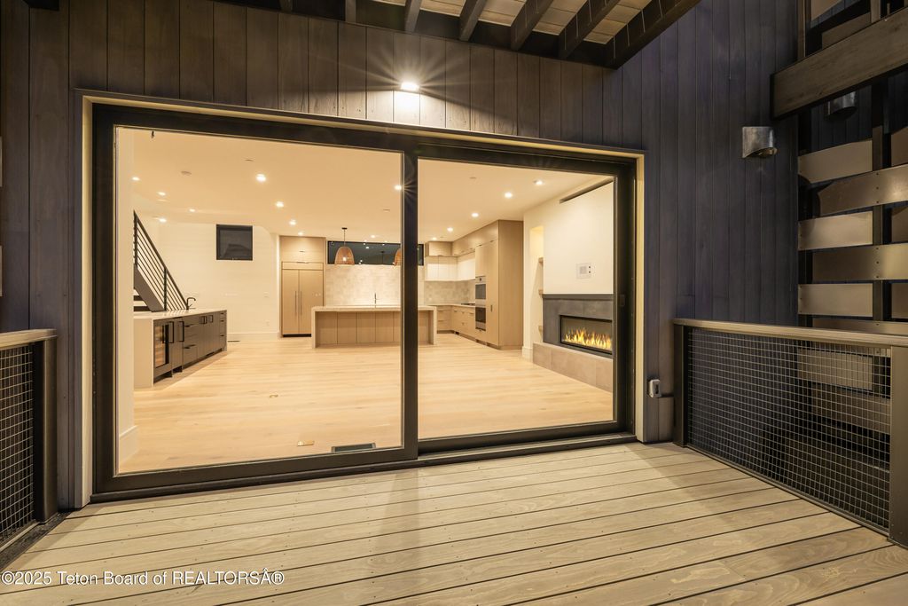 414 HIDDEN HOLLOW Drive, Jackson, WY 83001 photo 24