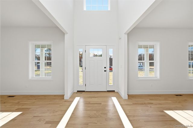 9 Fourth Avenue, Centereach, NY 11720