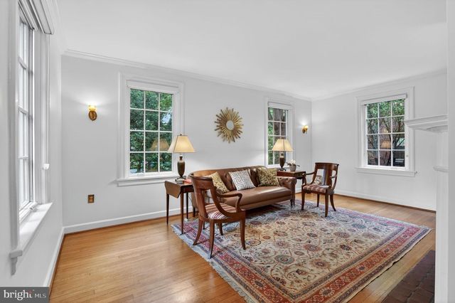 4300 44TH ST NW, Washington, DC 20016