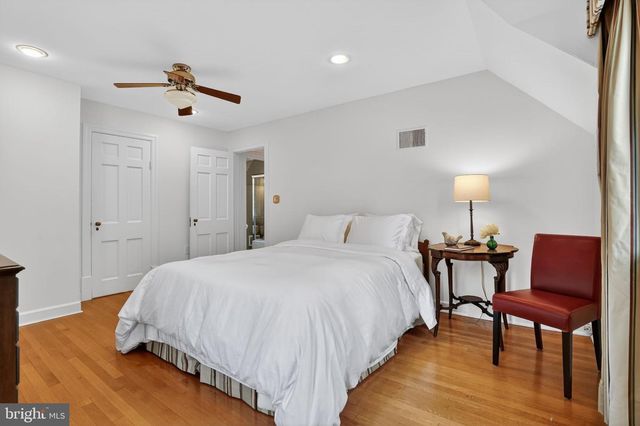 4300 44TH ST NW, Washington, DC 20016