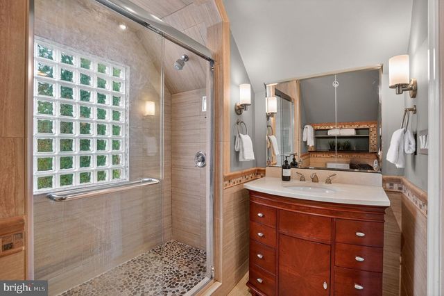 4300 44TH ST NW, Washington, DC 20016