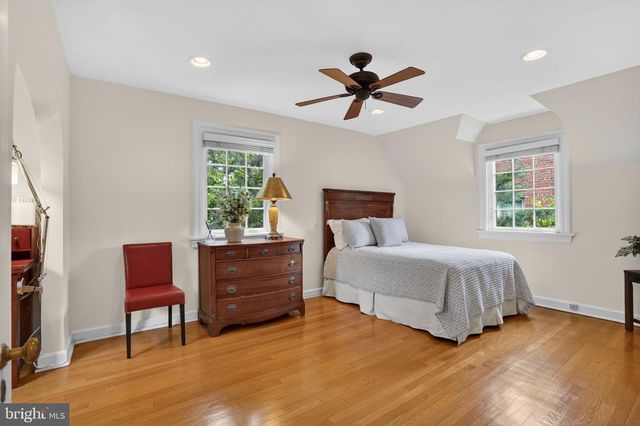 4300 44TH ST NW, Washington, DC 20016