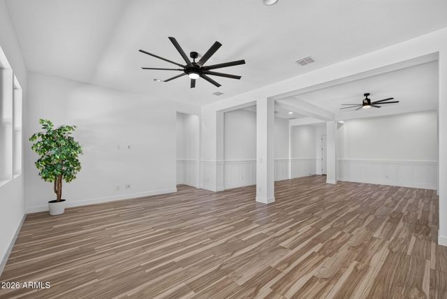 10740 E THATCHER Avenue, Mesa, AZ 85212