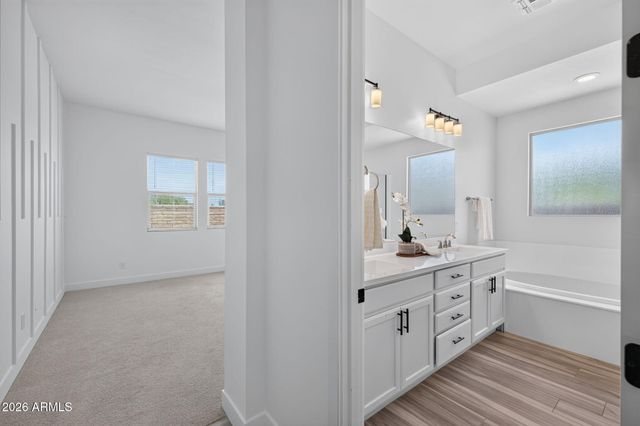 10740 E THATCHER Avenue, Mesa, AZ 85212