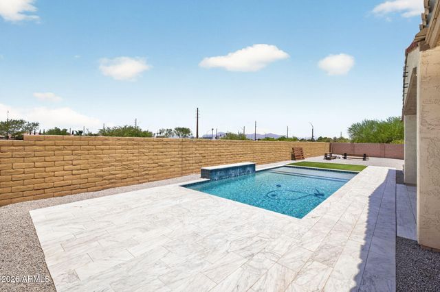 10740 E THATCHER Avenue, Mesa, AZ 85212