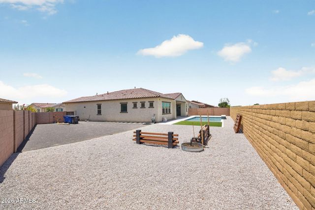 10740 E THATCHER Avenue, Mesa, AZ 85212