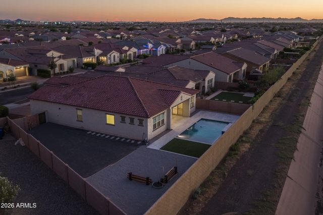 10740 E THATCHER Avenue, Mesa, AZ 85212