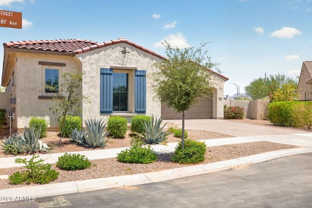 10740 E THATCHER Avenue, Mesa, AZ 85212