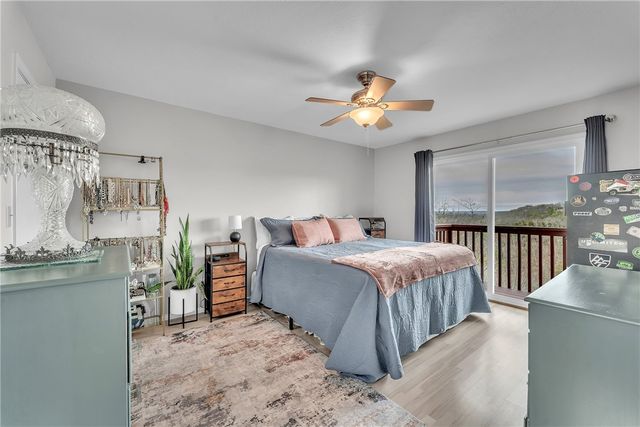 58 Cypress Point Lane, Holiday Island, AR 72631