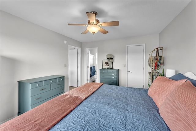 58 Cypress Point Lane, Holiday Island, AR 72631