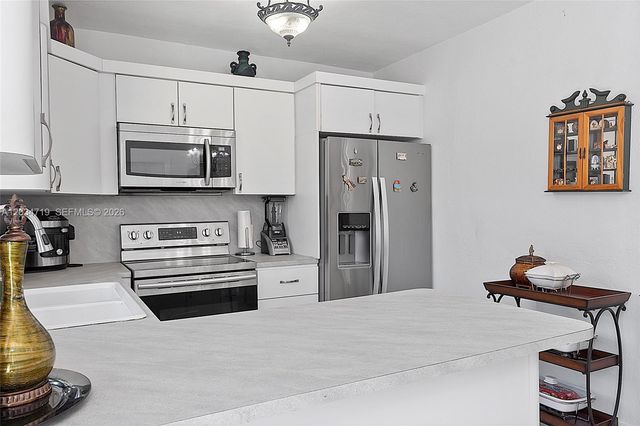6801 SW 27th Street, Miami, FL 33155
