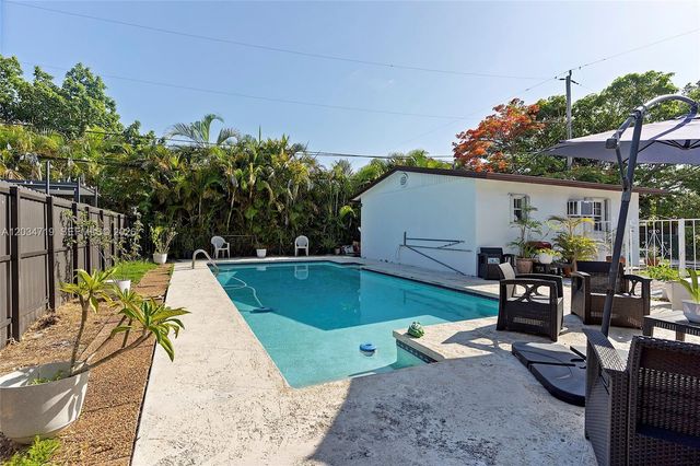 6801 SW 27th Street, Miami, FL 33155