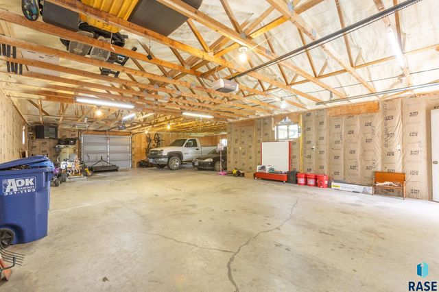 47516 271st St Street, Harrisburg, SD 57032