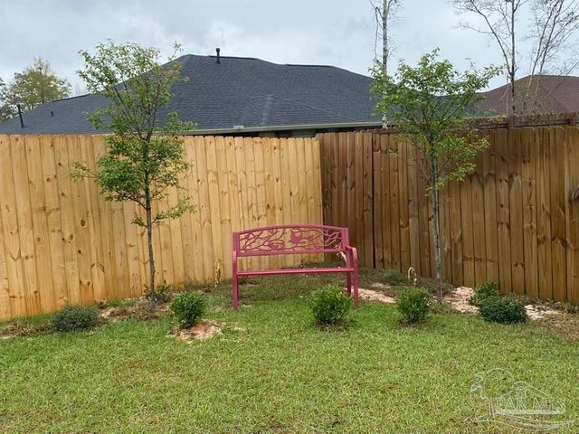 4474 Hampton Bay Blvd, Milton, FL 32583