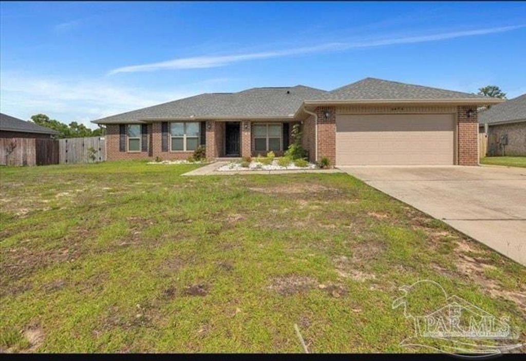 4474 Hampton Bay Blvd, Milton, FL 32583