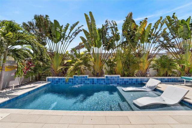 6411 COQUINA ISLAND COVE, Apollo Beach, FL 33572