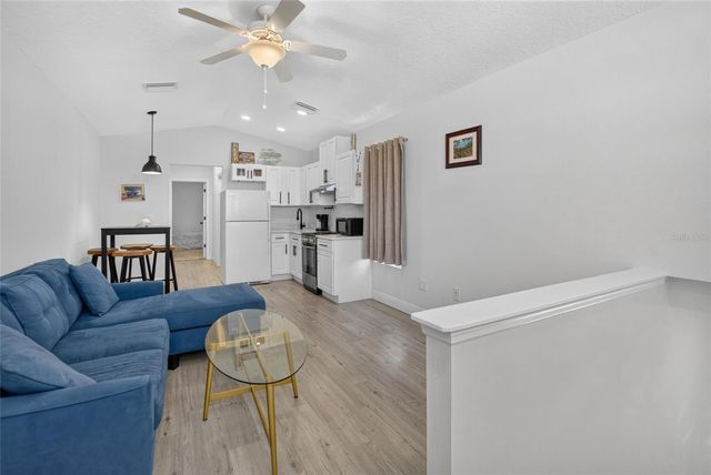 6411 COQUINA ISLAND COVE, Apollo Beach, FL 33572