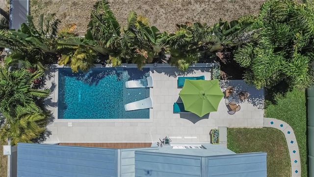 6411 COQUINA ISLAND COVE, Apollo Beach, FL 33572