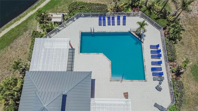 6411 COQUINA ISLAND COVE, Apollo Beach, FL 33572