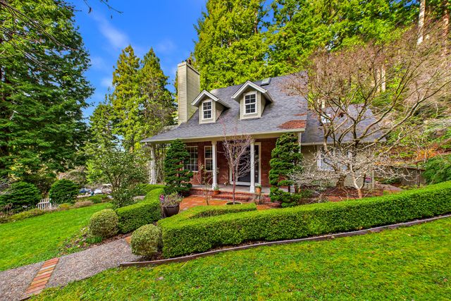 812 Diamond Drive, Arcata, CA 95521