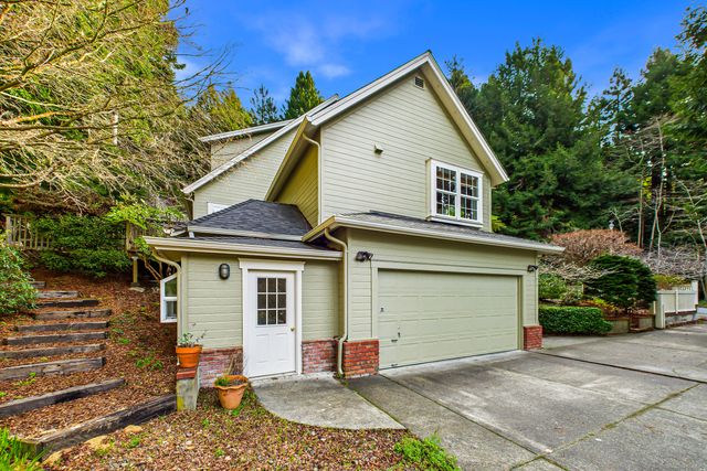 812 Diamond Drive, Arcata, CA 95521