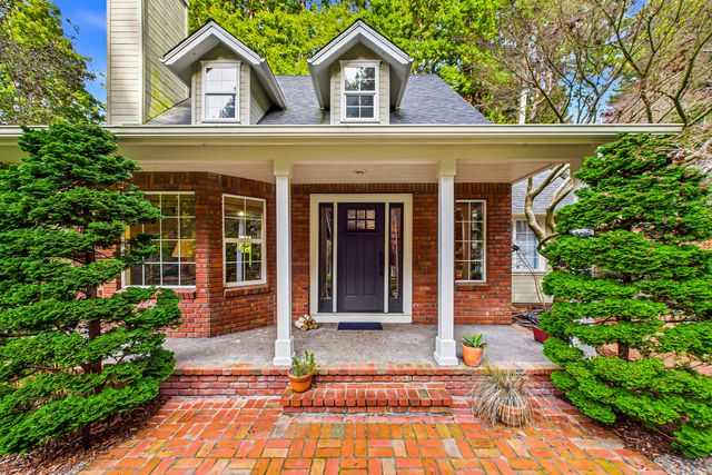 812 Diamond Drive, Arcata, CA 95521