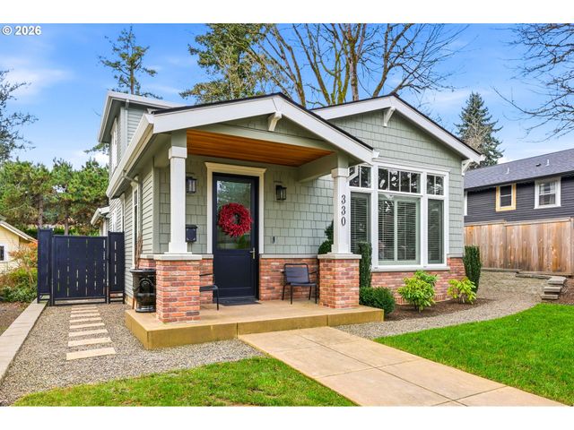 330 6TH St, Lake Oswego, OR 97034