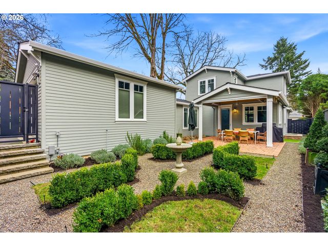 330 6TH St, Lake Oswego, OR 97034