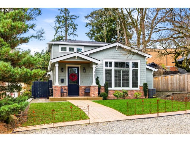 330 6TH St, Lake Oswego, OR 97034