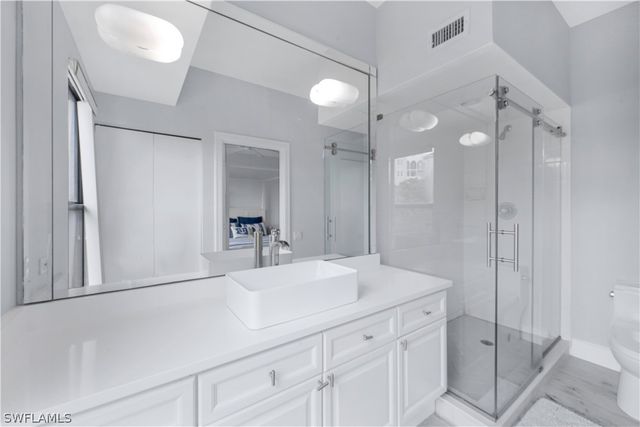 410 La Peninsula BLVD 410, Naples, FL 34113