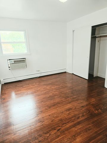 4775 N Linder Avenue 2A, Chicago, IL 60630