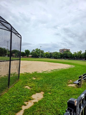 4775 N Linder Avenue 2A, Chicago, IL 60630