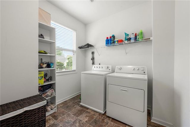 1585 Habershal Road NW, Atlanta, GA 30318