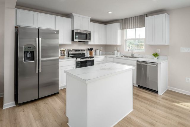 101B ORCHARD RIDGE LN, Rockingham, VA 22801