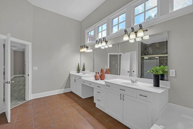 2854 Pleasant Oak Drive, Buford, GA 30519