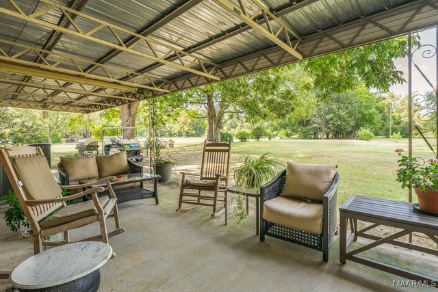 6486 W Old Hayneville Road, Hope Hull, AL 36043