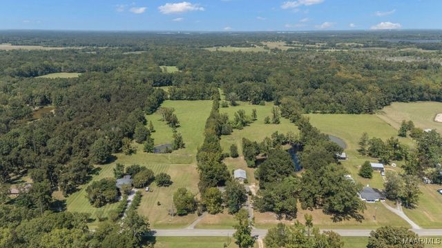 6486 W Old Hayneville Road, Hope Hull, AL 36043